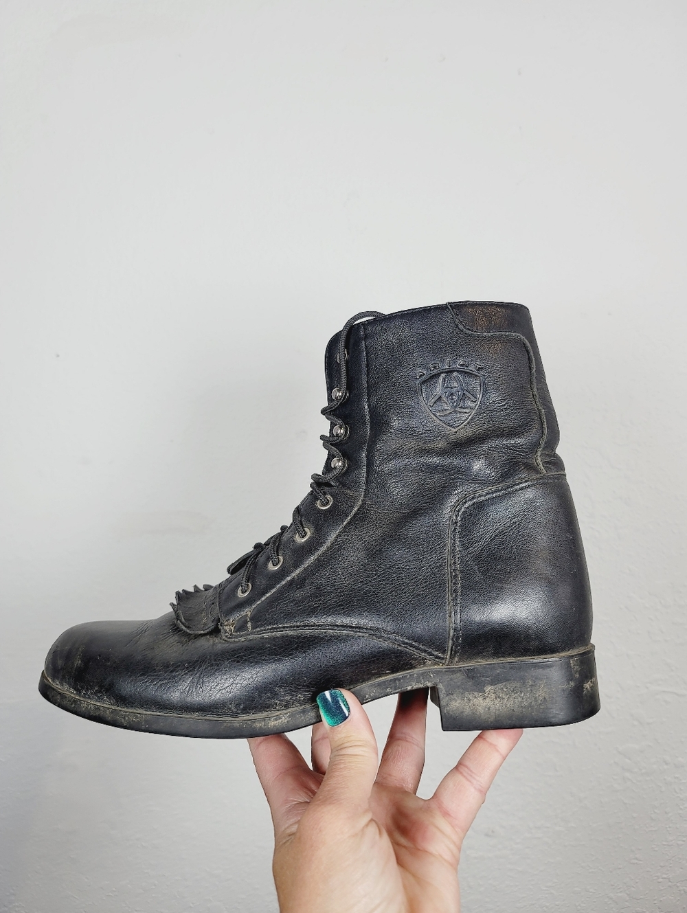 Ariat Heritage Classic Black Leather Lace-Up Boot, Size 10